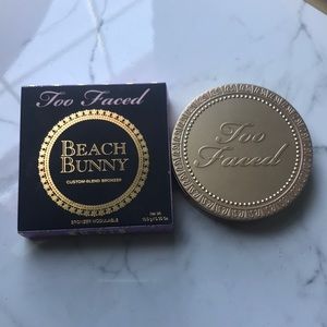 Too Faced Beach Bunny Bronzer